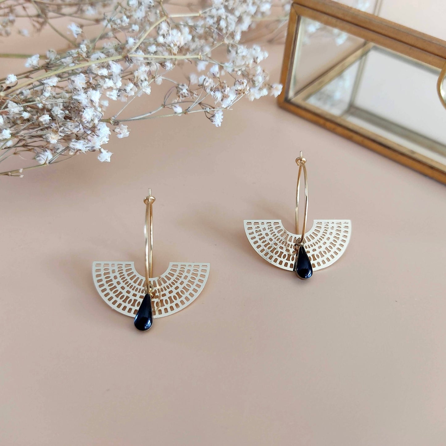 Boucles d’oreilles La lunaire noires